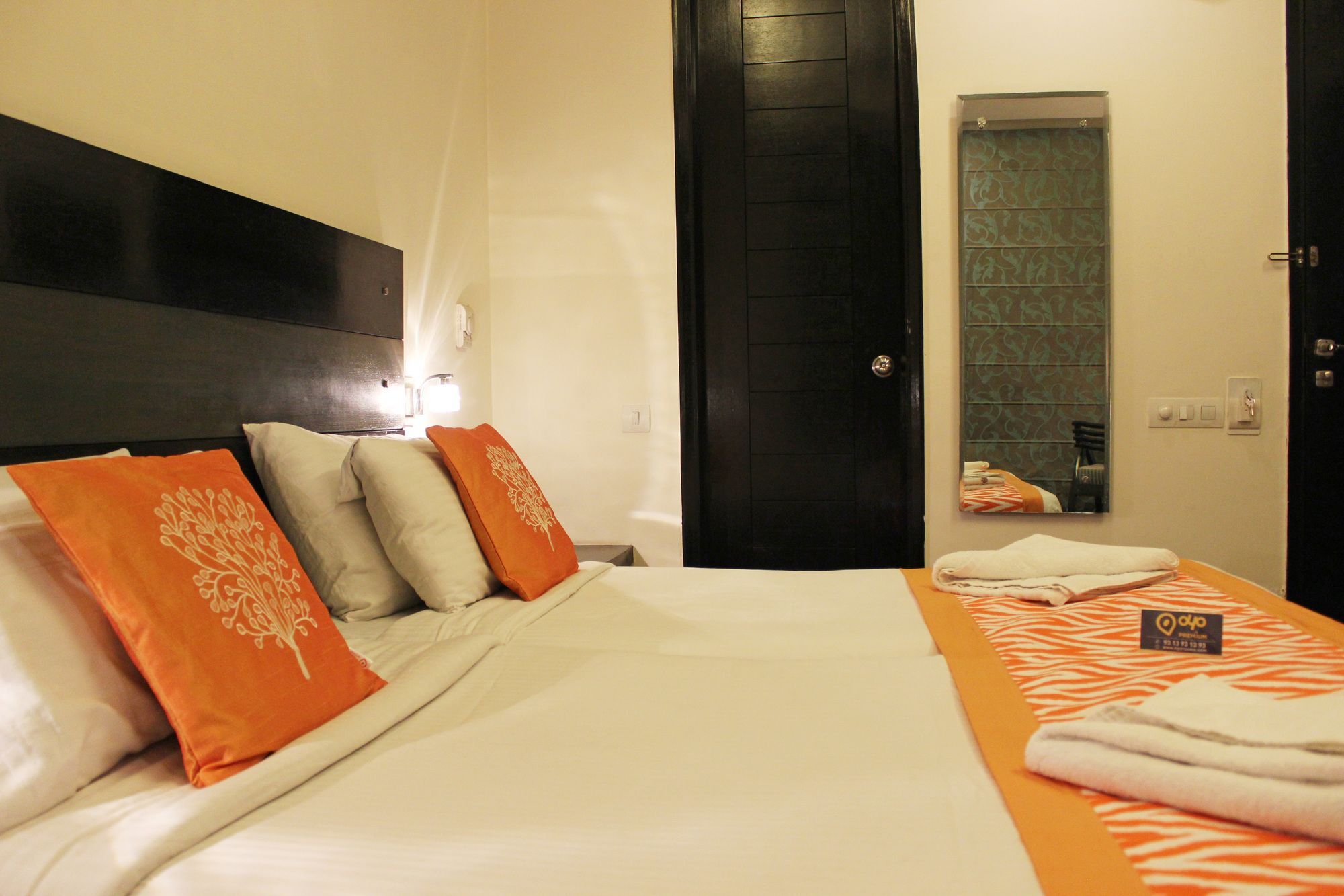 Oyo 605 Hotel Camria Gurgaon Esterno foto